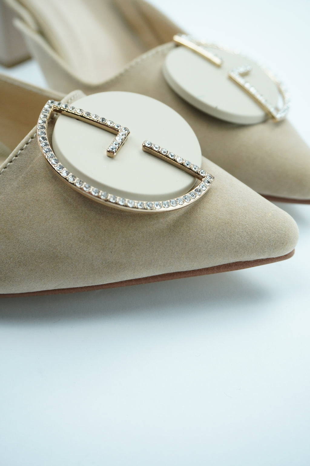 ESCARPIN SLINGBACK  – BOUCLE ORNÉE DE STRASS YW-1