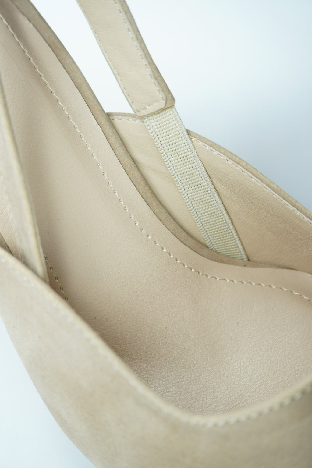 ESCARPIN SLINGBACK  – BOUCLE ORNÉE DE STRASS YW-1