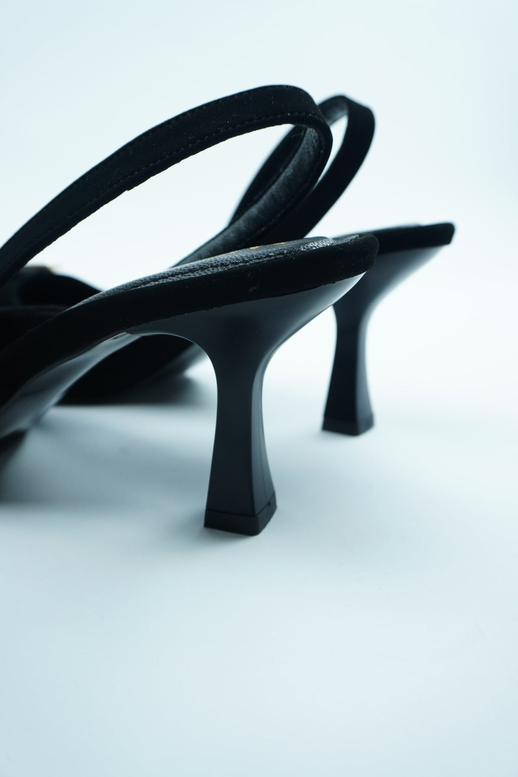 ESCARPIN SLINGBACK  – BOUCLE ORNÉE DE STRASS YW-1