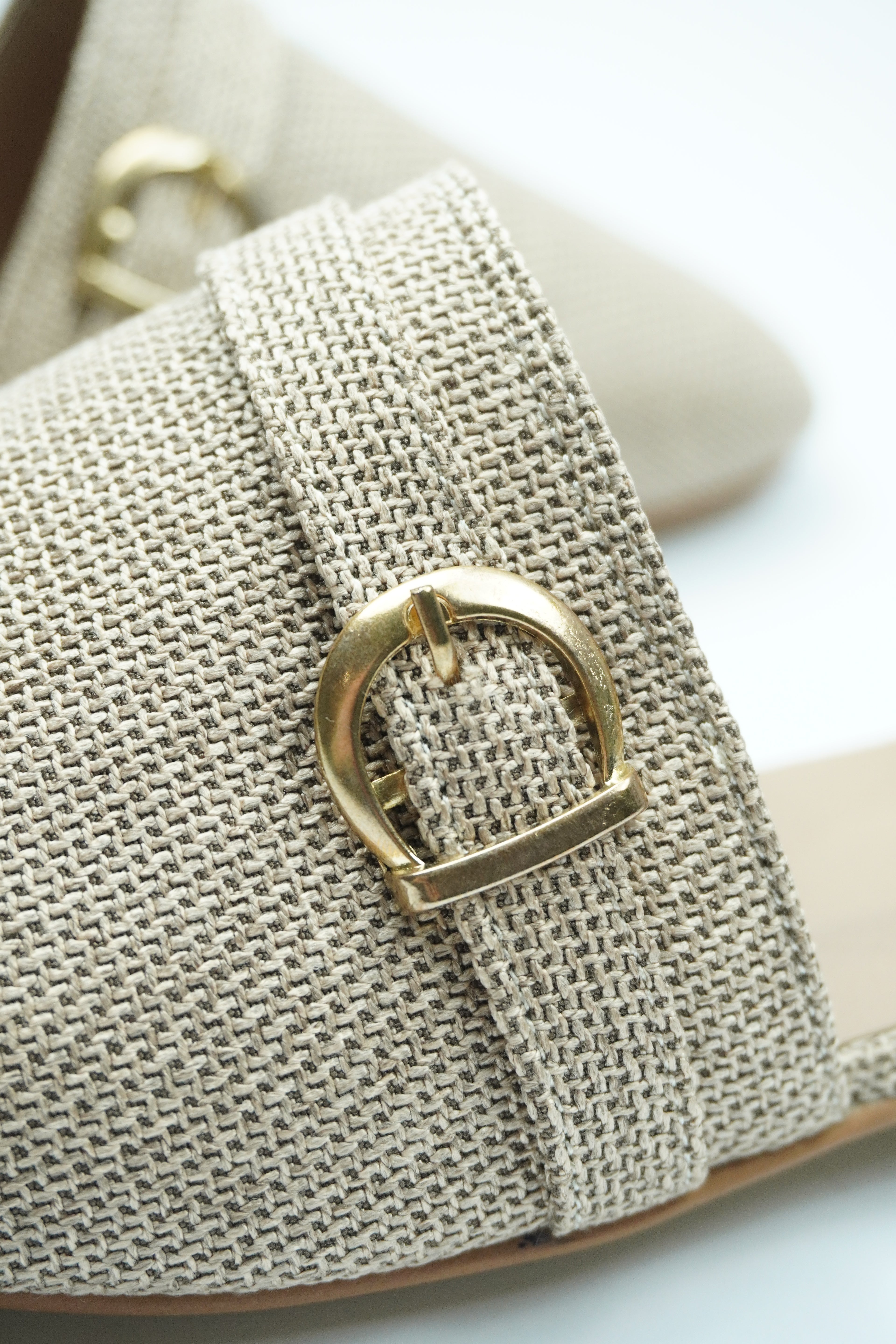 E- MULE  TEXTURÉE – BRIDE AVEC BOUCLE YW-13.