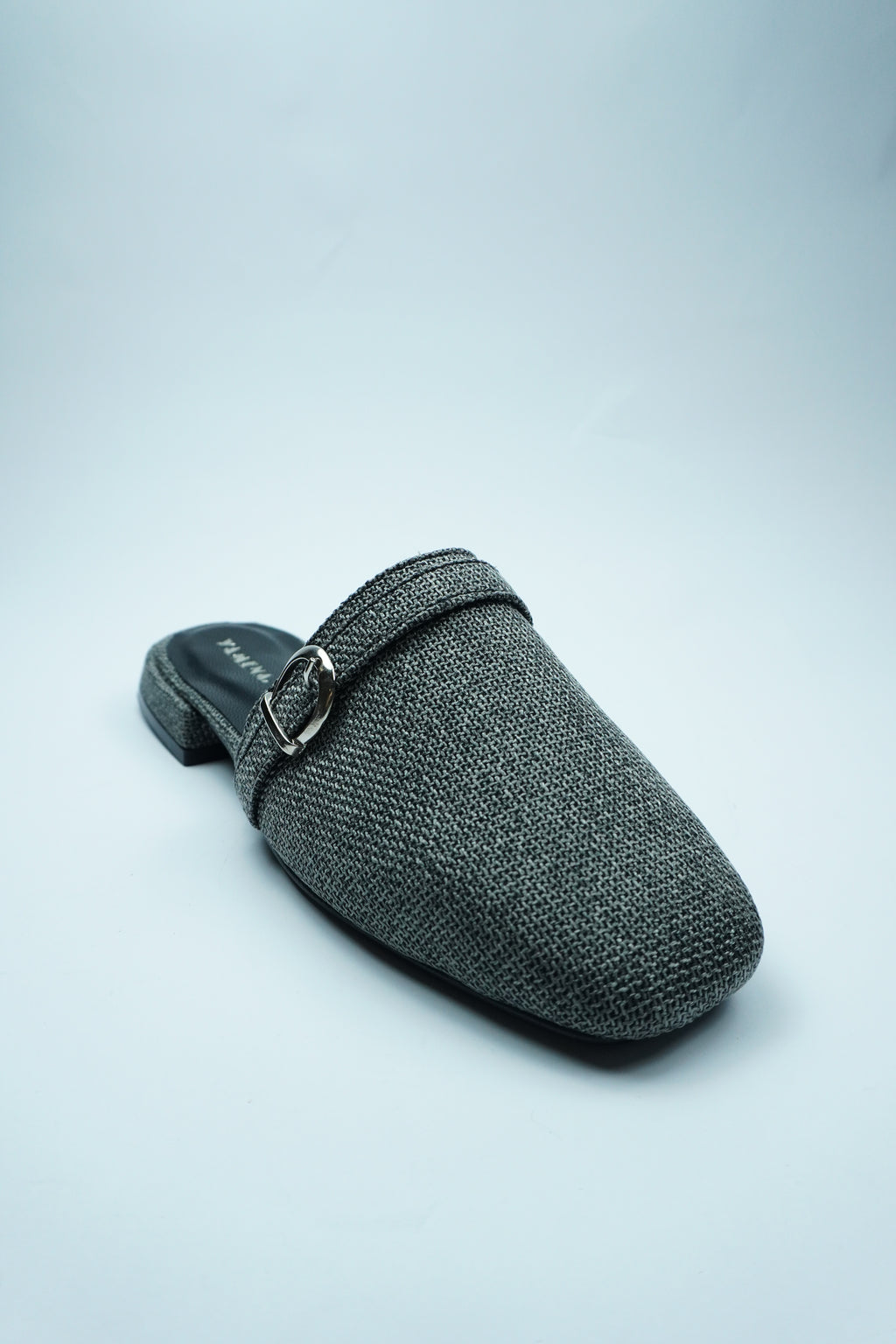 E- MULE  TEXTURÉE – BRIDE AVEC BOUCLE YW-13.