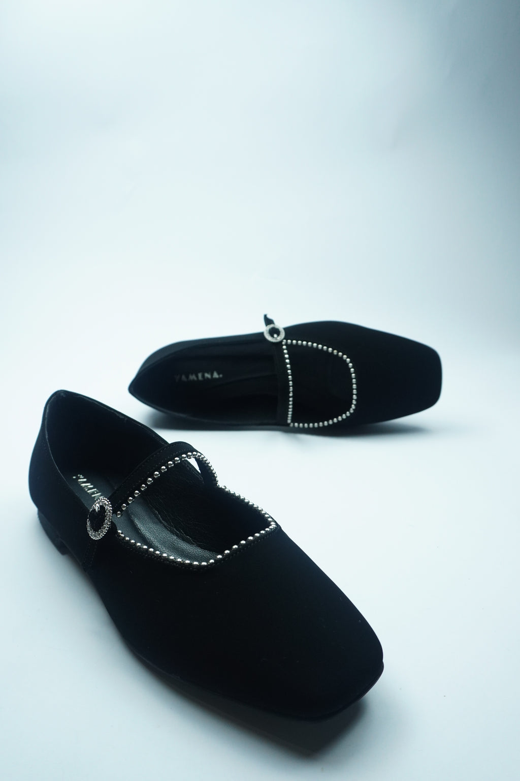 A- BALLERINE ÉLÉGANCE – BRIDE ORNÉE DE STRASS YW-11.