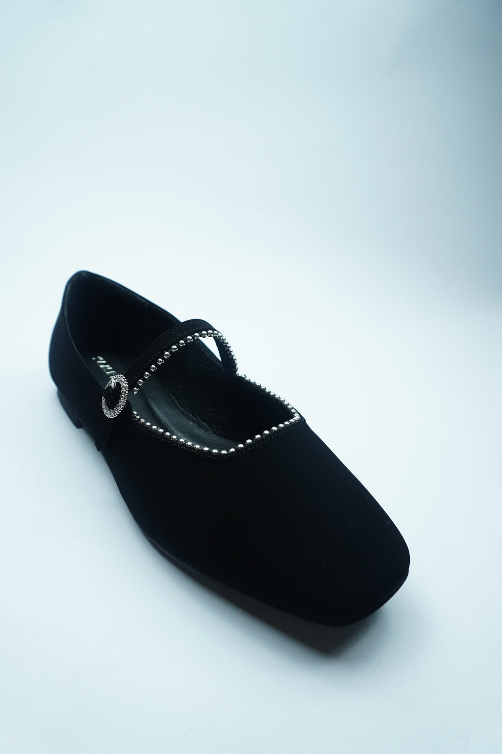 A- BALLERINE ÉLÉGANCE – BRIDE ORNÉE DE STRASS YW-11.