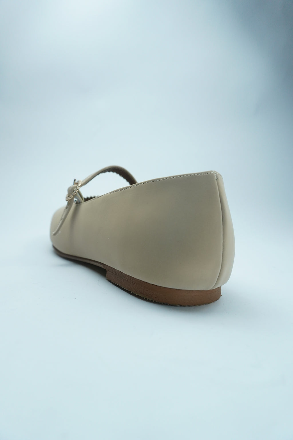 A- BALLERINE ÉLÉGANCE – BRIDE ORNÉE DE STRASS YW-11.