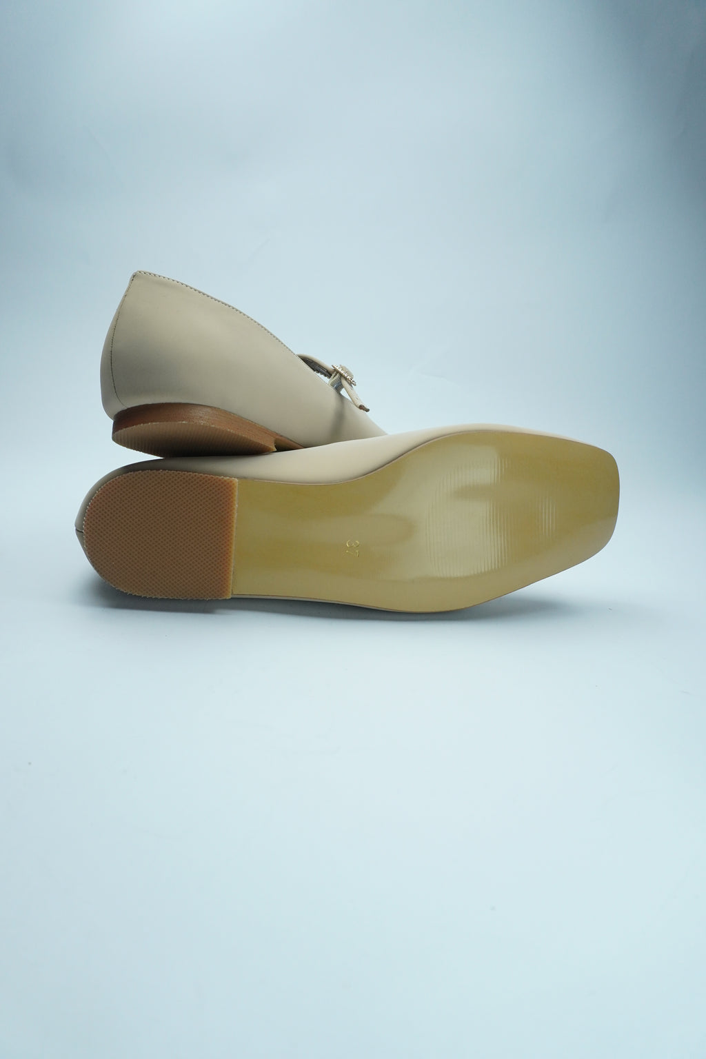 A- BALLERINE ÉLÉGANCE – BRIDE ORNÉE DE STRASS YW-11.