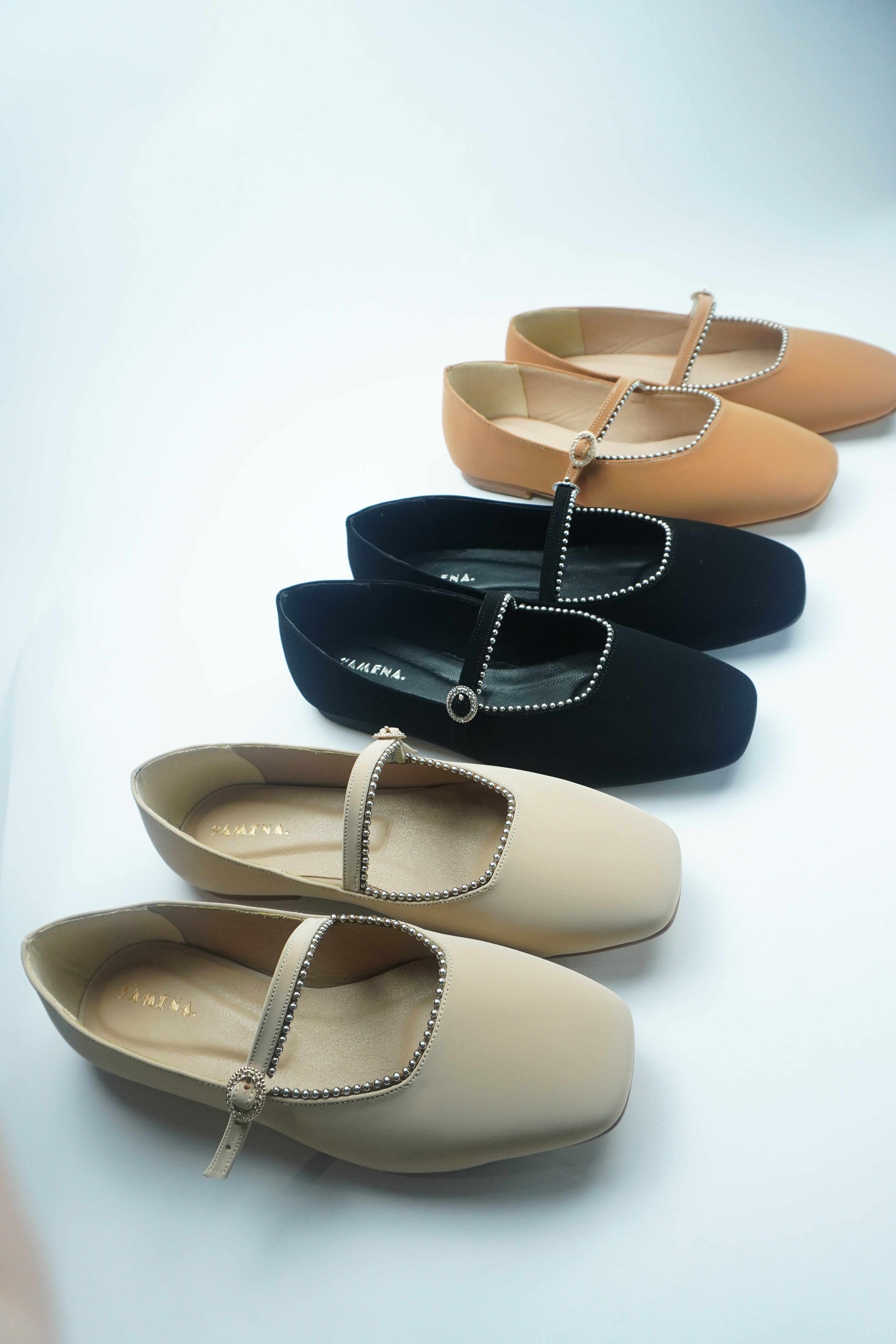 A- BALLERINE ÉLÉGANCE – BRIDE ORNÉE DE STRASS YW-11.