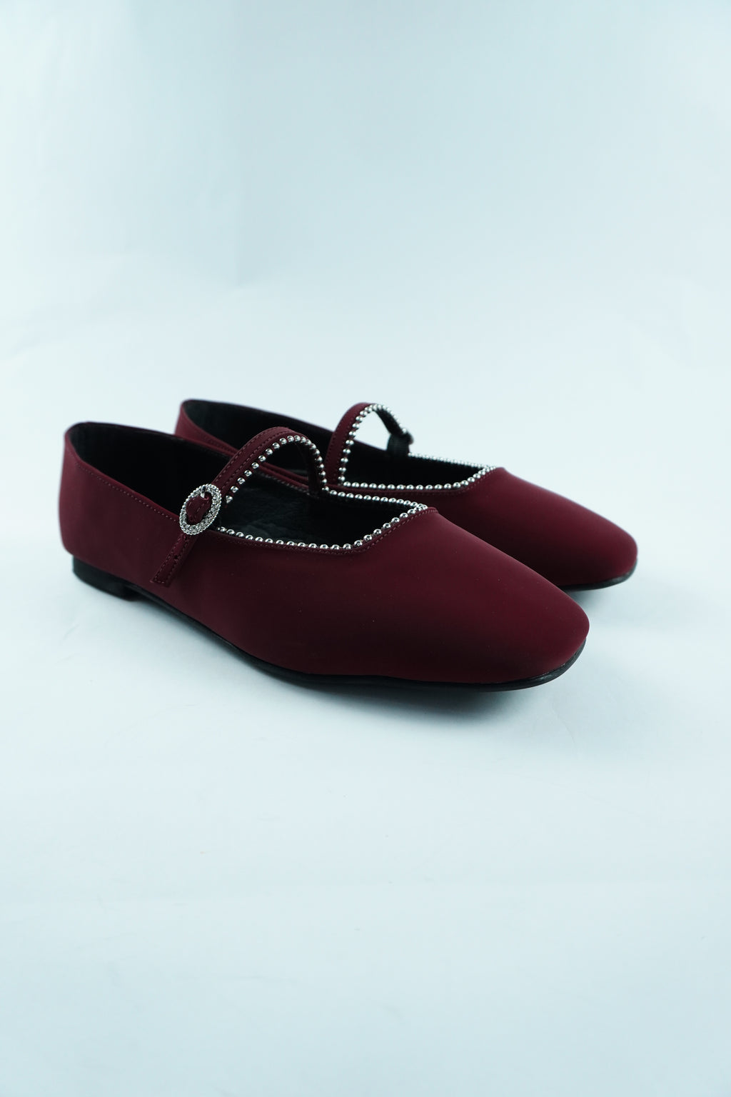 A- BALLERINE ÉLÉGANCE – BRIDE ORNÉE DE STRASS YW-11.