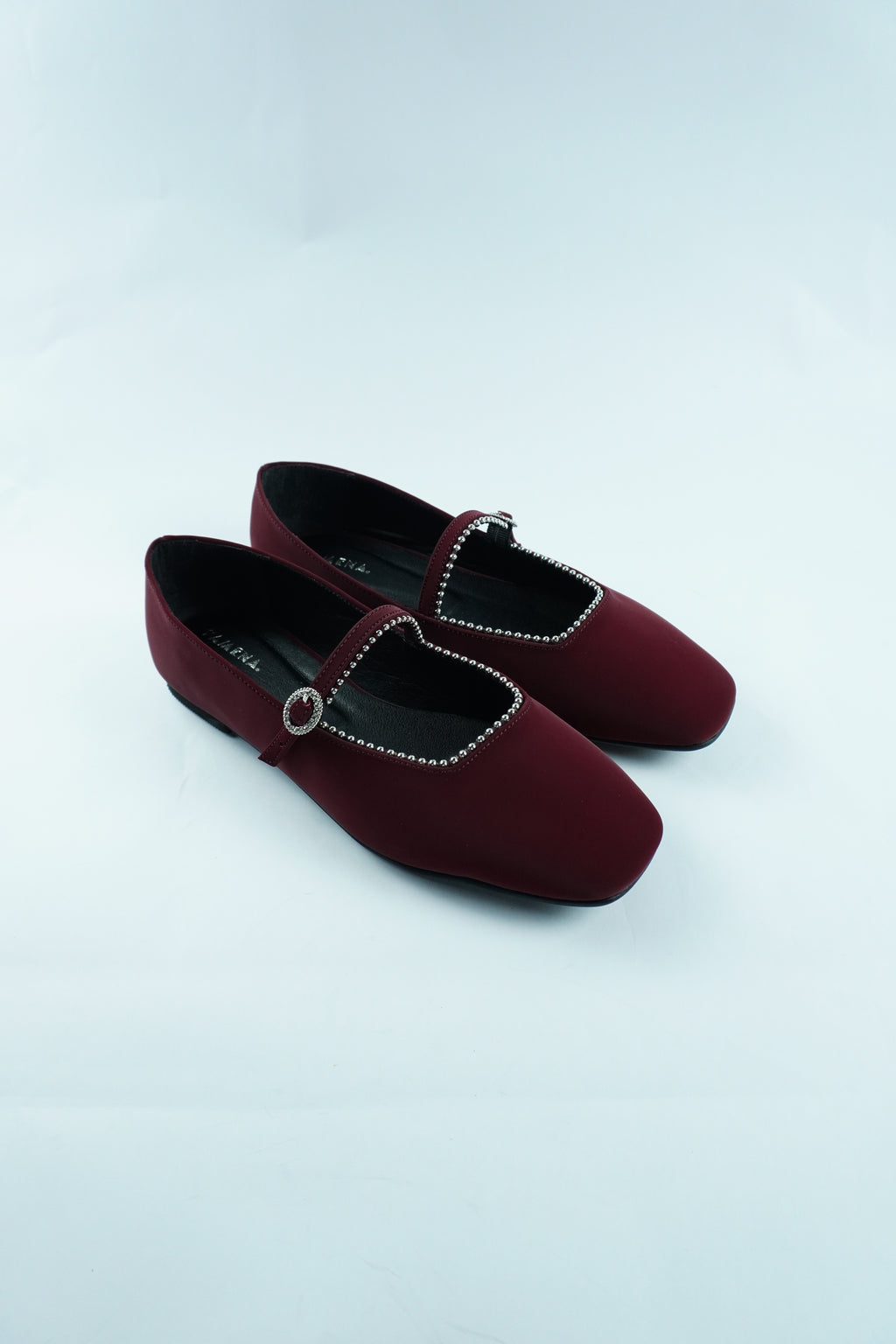 A- BALLERINE ÉLÉGANCE – BRIDE ORNÉE DE STRASS YW-11.