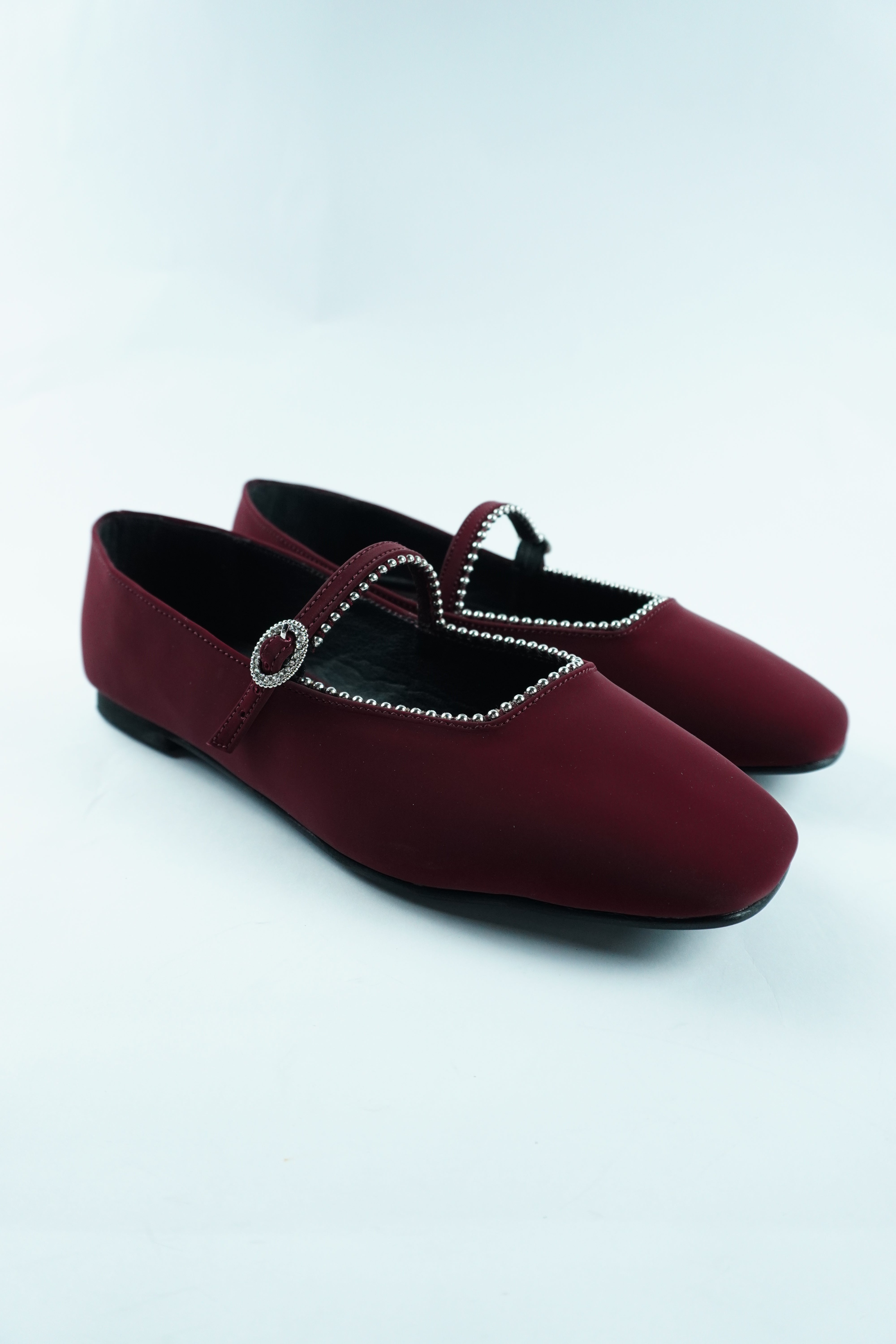 A- BALLERINE ÉLÉGANCE – BRIDE ORNÉE DE STRASS YW-11.