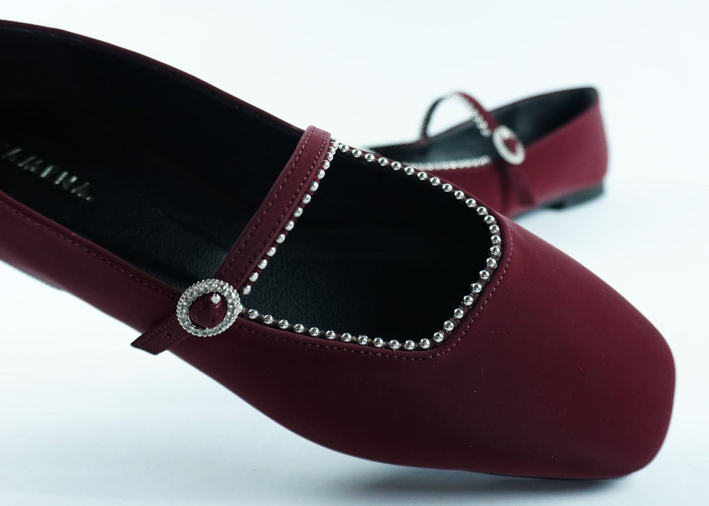 A- BALLERINE ÉLÉGANCE – BRIDE ORNÉE DE STRASS YW-11.