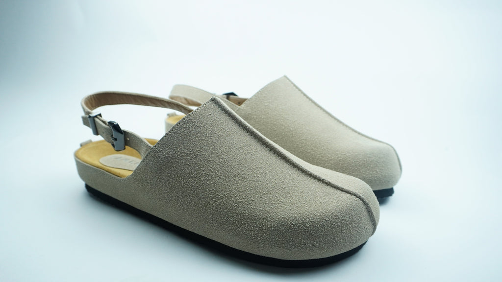 CLOGS YAMENA CONFORTABLES, AVEC CEINTURES AJUSTABLES YW-16.