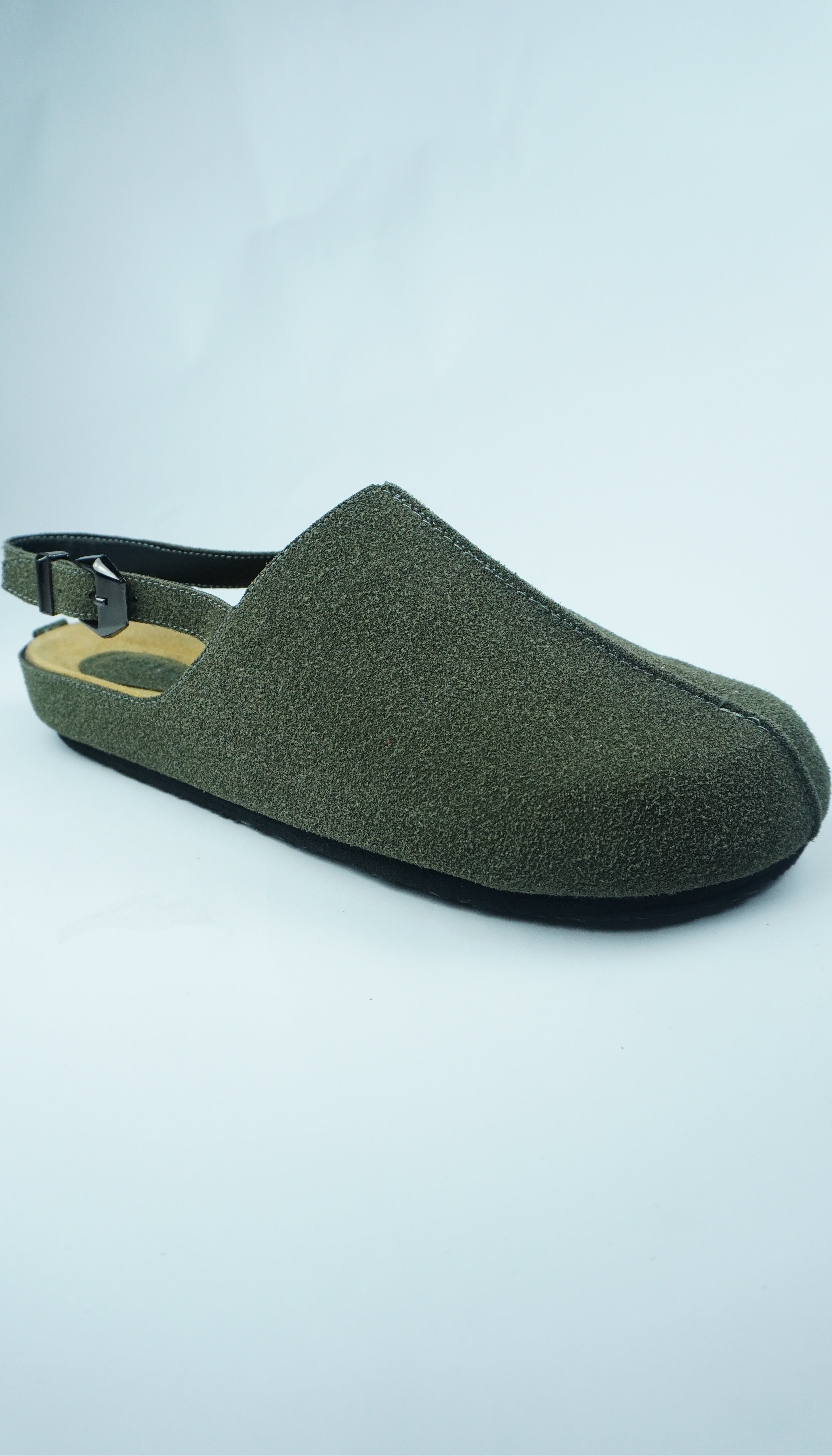 CLOGS YAMENA CONFORTABLES, AVEC CEINTURES AJUSTABLES YW-16.