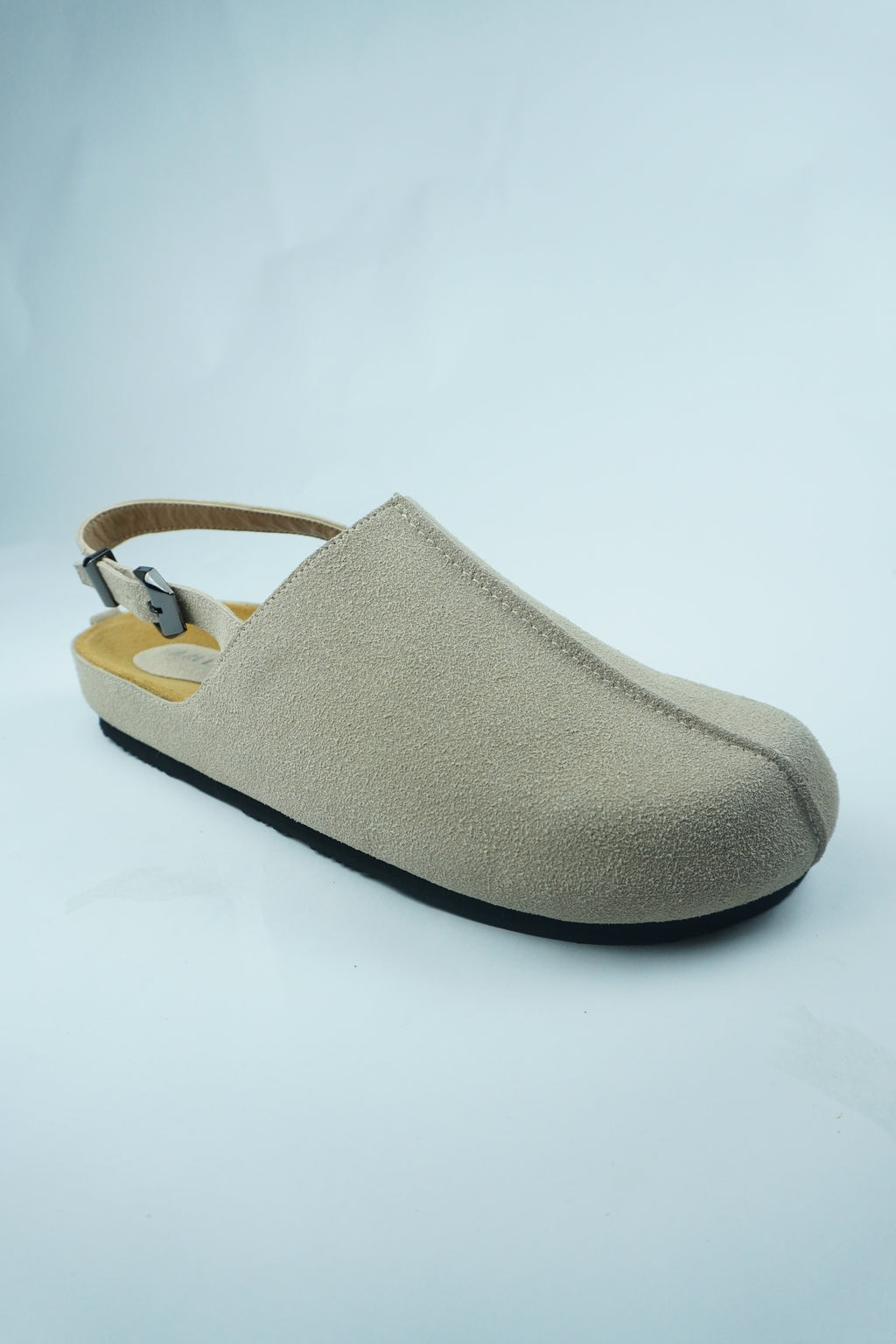 CLOGS YAMENA CONFORTABLES, AVEC CEINTURES AJUSTABLES YW-16.