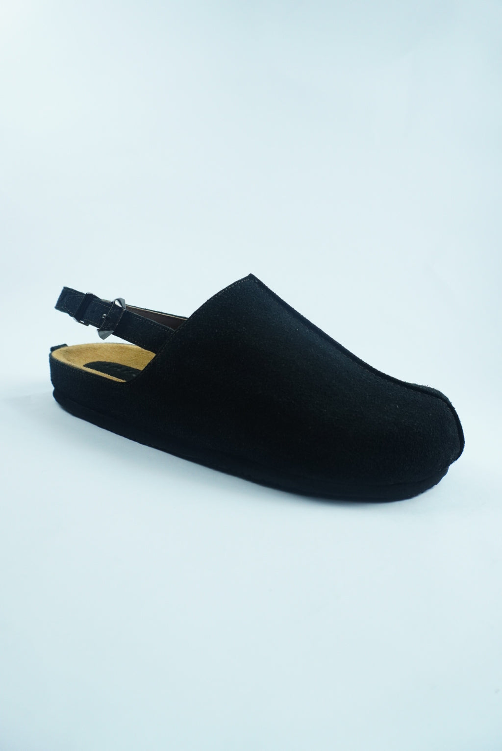 CLOGS YAMENA CONFORTABLES, AVEC CEINTURES AJUSTABLES YW-16.