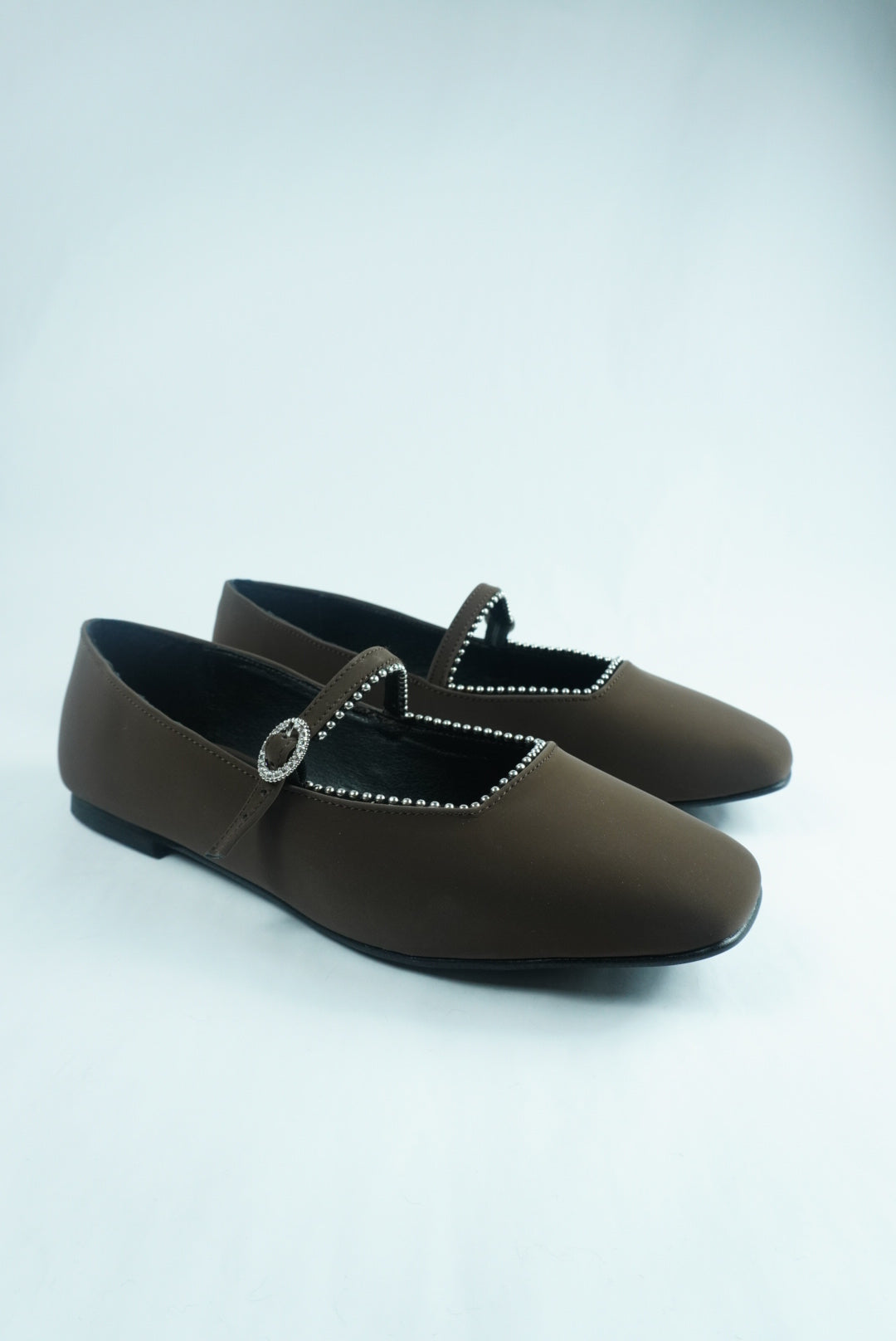 A- BALLERINE ÉLÉGANCE – BRIDE ORNÉE DE STRASS YW-11.