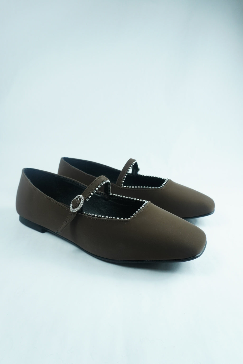 A- BALLERINE ÉLÉGANCE – BRIDE ORNÉE DE STRASS YW-11.