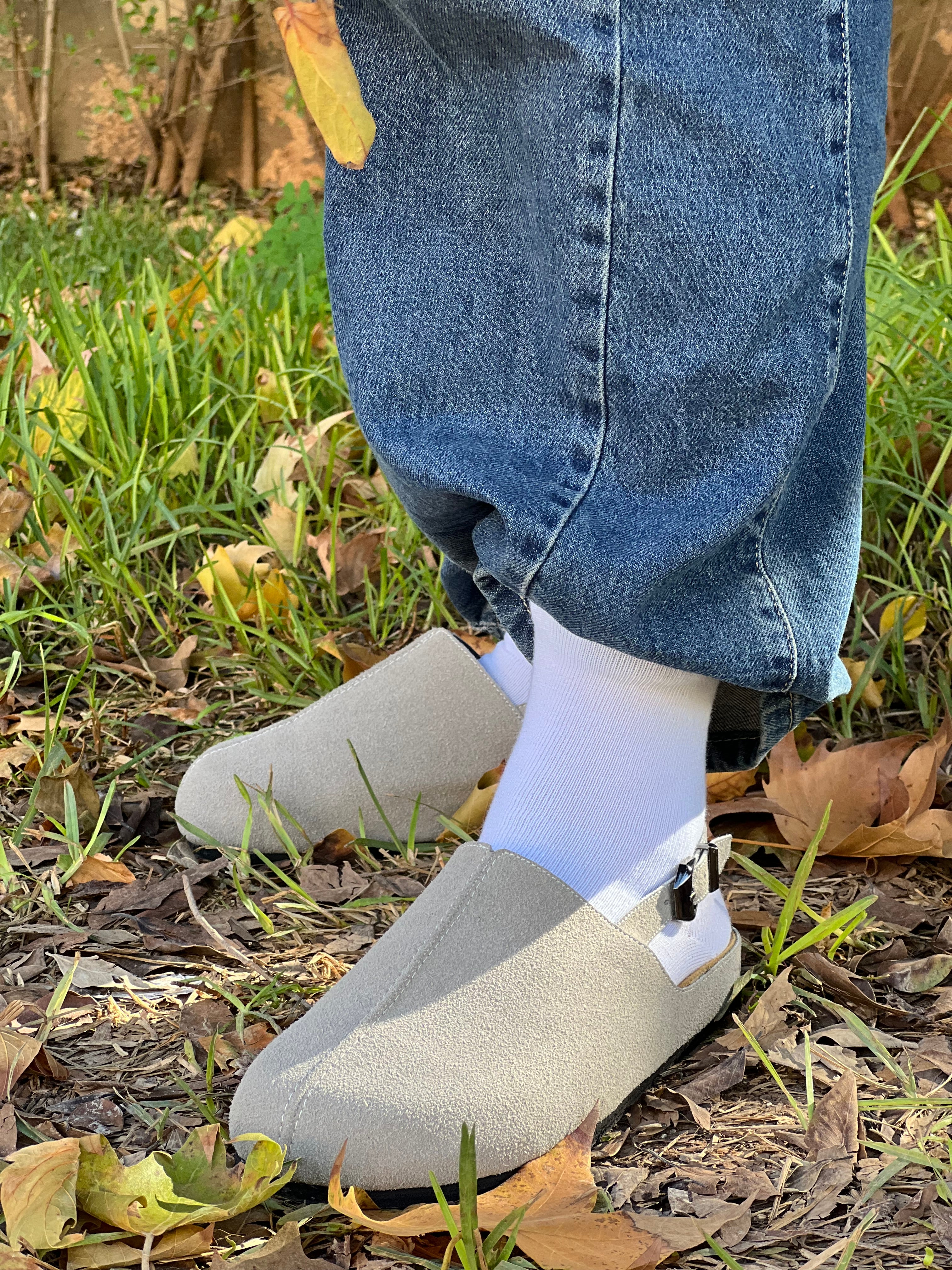 CLOGS YAMENA CONFORTABLES, AVEC CEINTURES AJUSTABLES YW-16.