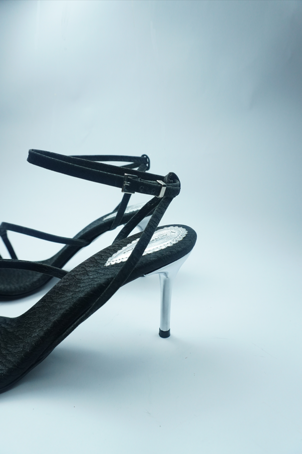 C- STYLE AUDACIEUX – SANDALE NOIR AVEC TALON BRILLANT YW-15.