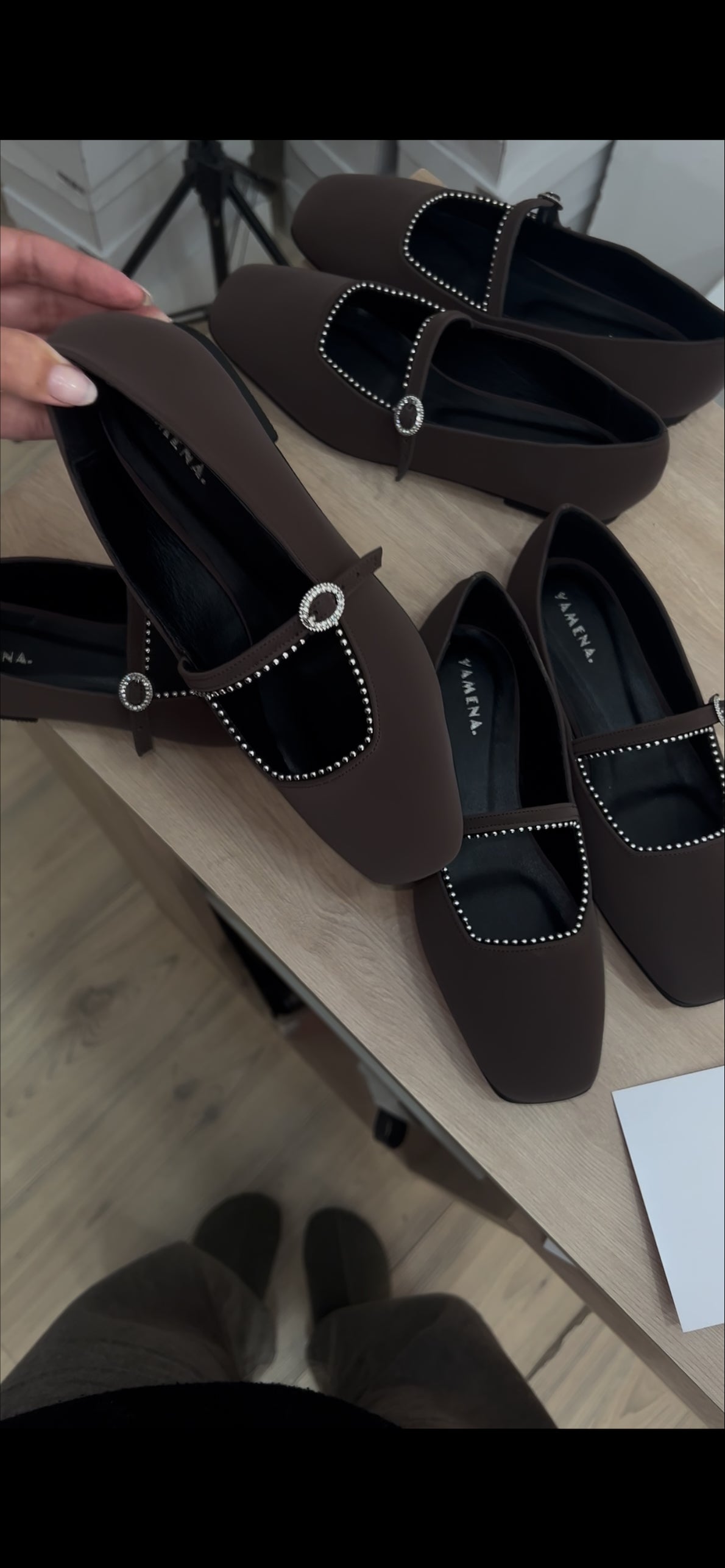 A- BALLERINE ÉLÉGANCE – BRIDE ORNÉE DE STRASS YW-11.